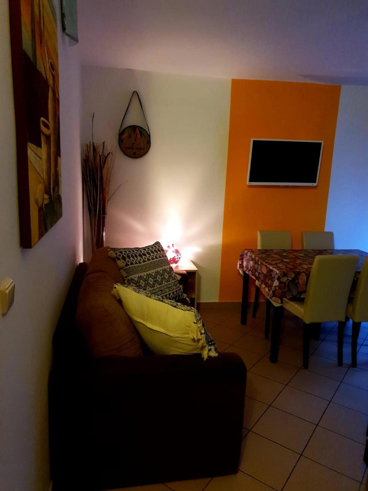 Apartments Adriapag Pag Town Quarto foto